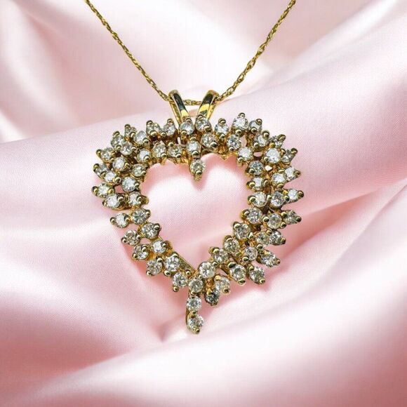 10K Gold- Diamond Heart Necklace -18"-1.2CTTW Cluster Diamonds- Round Cut -4g - Picture 13 of 16